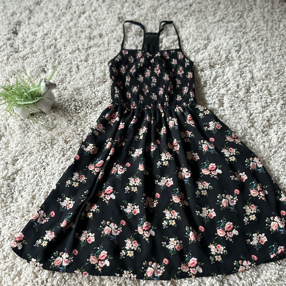 Xhilaration Dresses & Skirts - Xhilaration cute vintage floral flowy special occasion pink black summer…